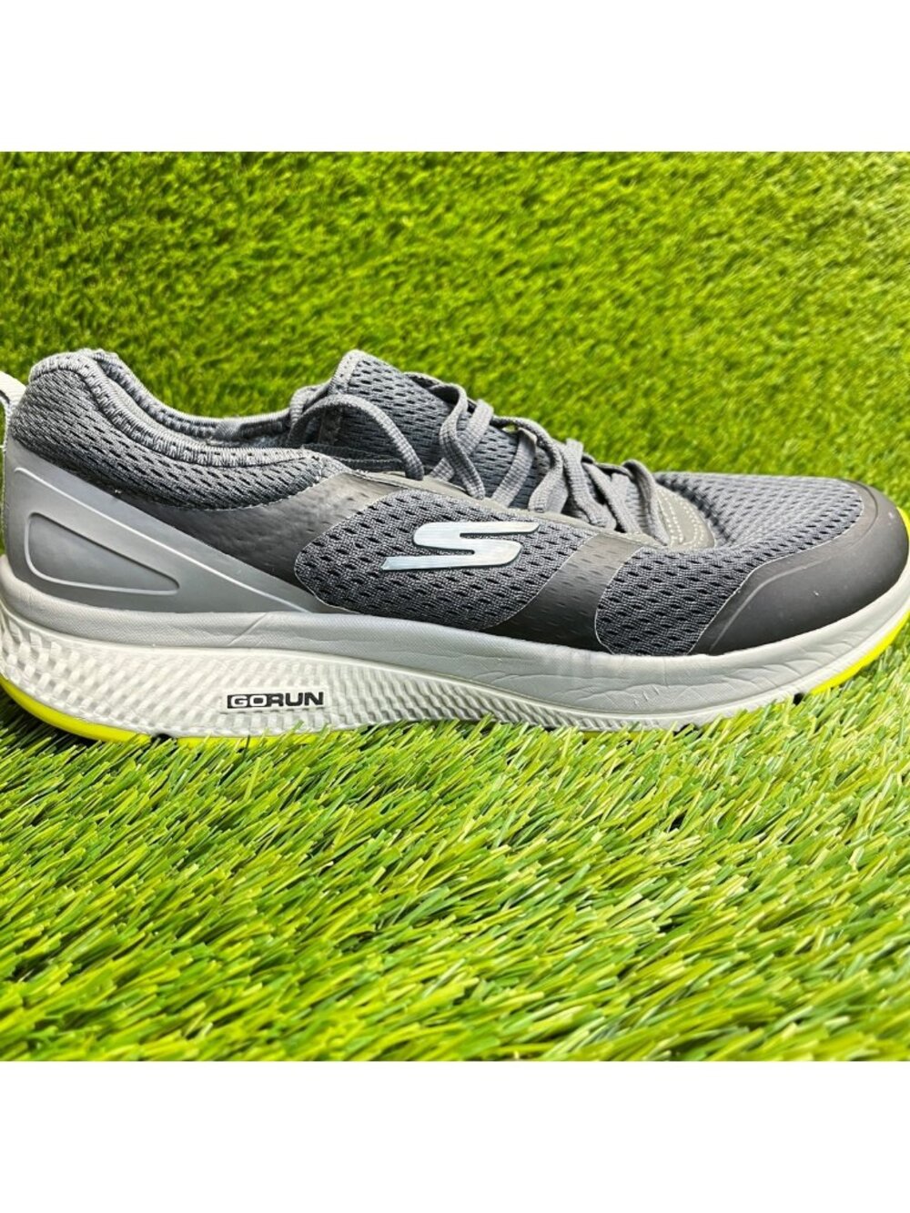 Skechers Go Run Consistent Mens Size 10.5 Gray Black Running Shoes Sneakers